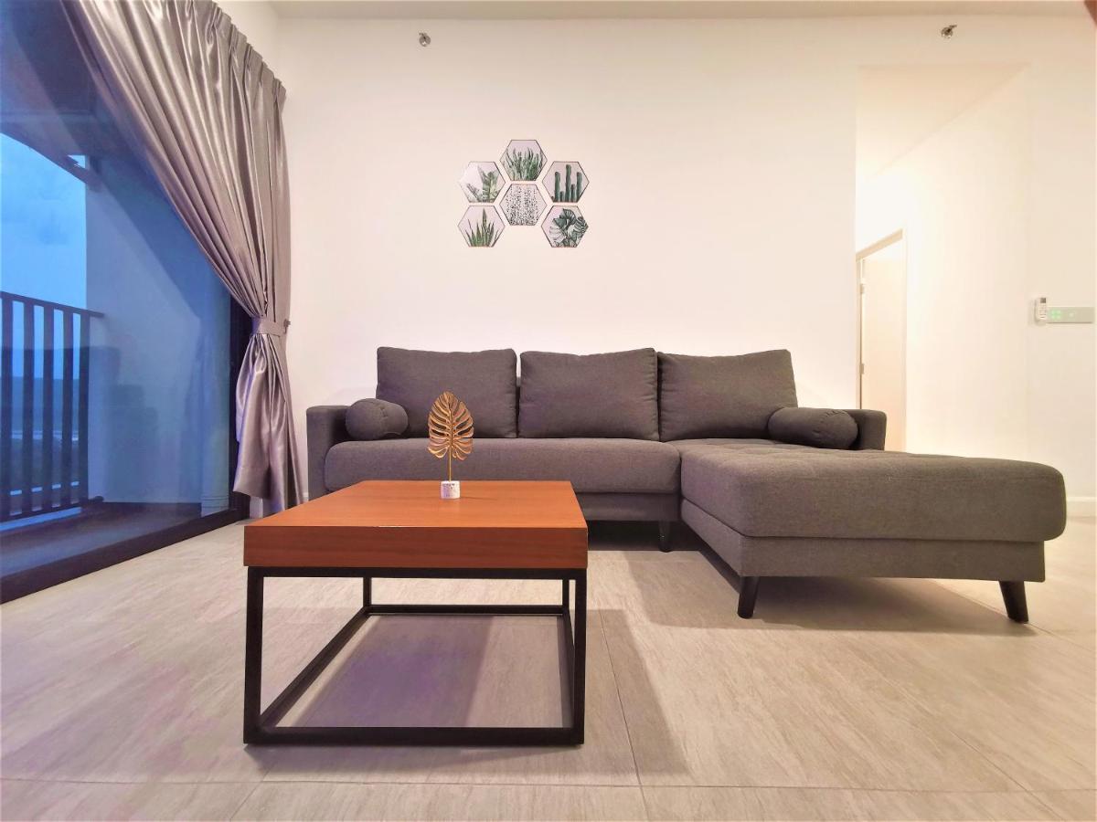 Bell Family Suite @Sepang Kota Warisan Klia ภายนอก รูปภาพ